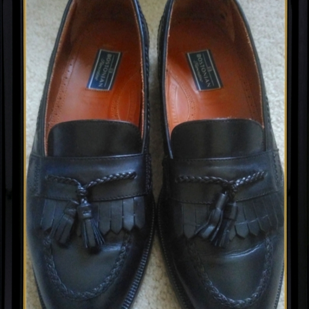 Bostonian Men's Tassel Loafers